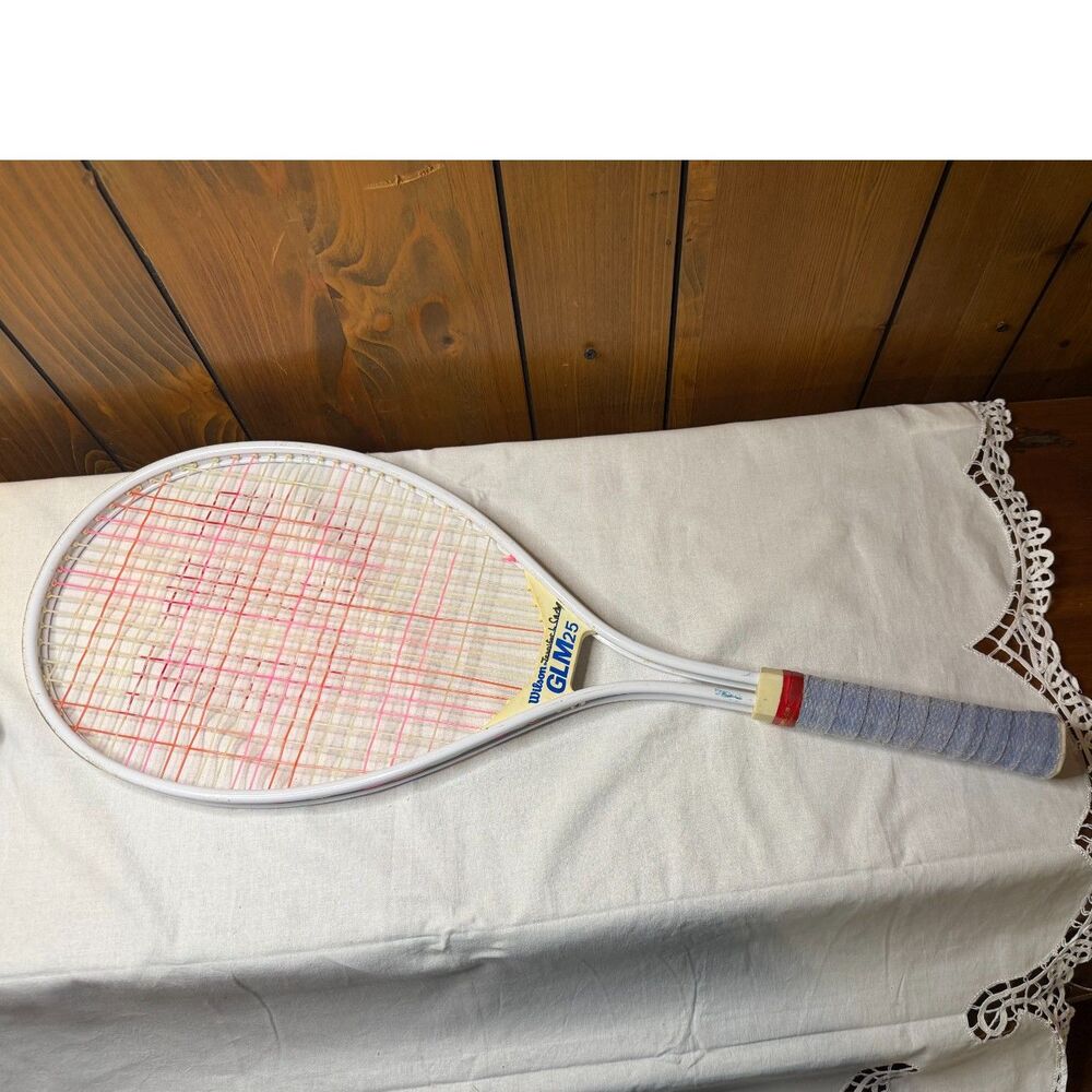 Wilson GLM25 white tennis racquet